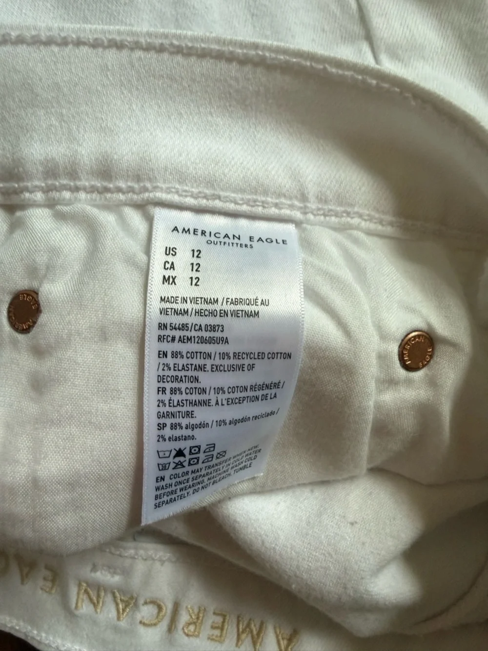 American Eagle Outfitters White Denim Shorts baggy Bermuda size 12